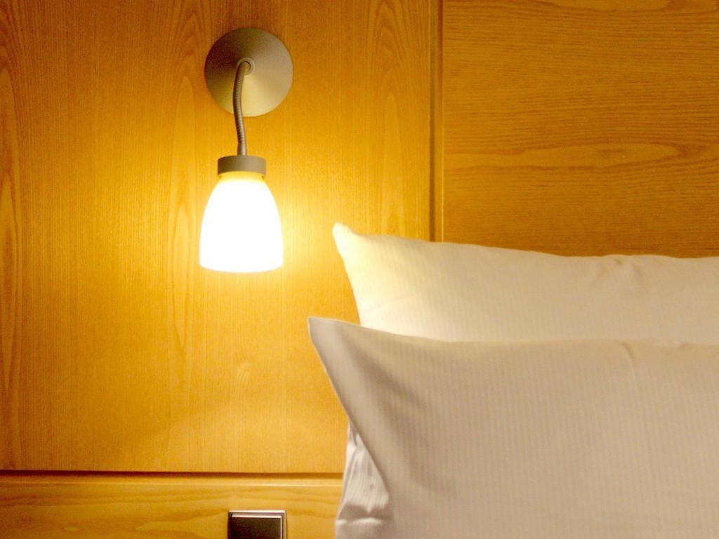 Best Western Hotel Kantstrasse Berlin Room photo