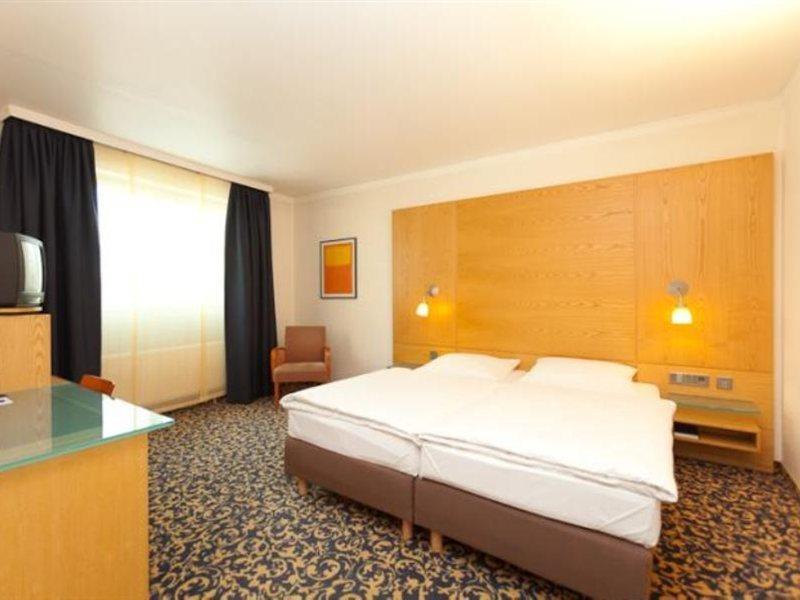 Best Western Hotel Kantstrasse Berlin Exterior photo